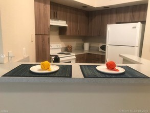 12430 Vista Isles Dr-Unit -Apt 1324 in Plantation, FL - Building Photo - Building Photo