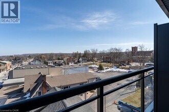 5002 King St in Lincoln, ON - Building Photo - Building Photo