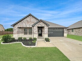 579 White Water Dr in Lavon, TX - Building Photo