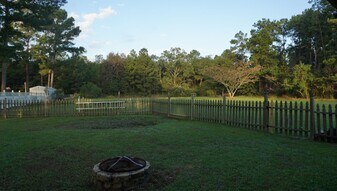 2602 Carmon Dr in Valdosta, GA - Building Photo