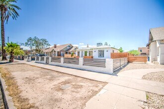 322 N 17th Dr-Unit -1 in Phoenix, AZ - Building Photo - Building Photo