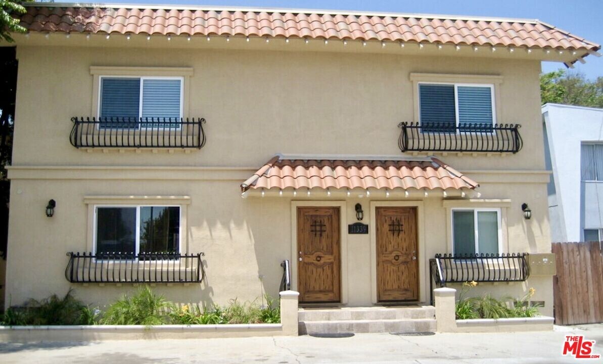 11339 Venice Blvd. in Los Angeles, CA - Building Photo