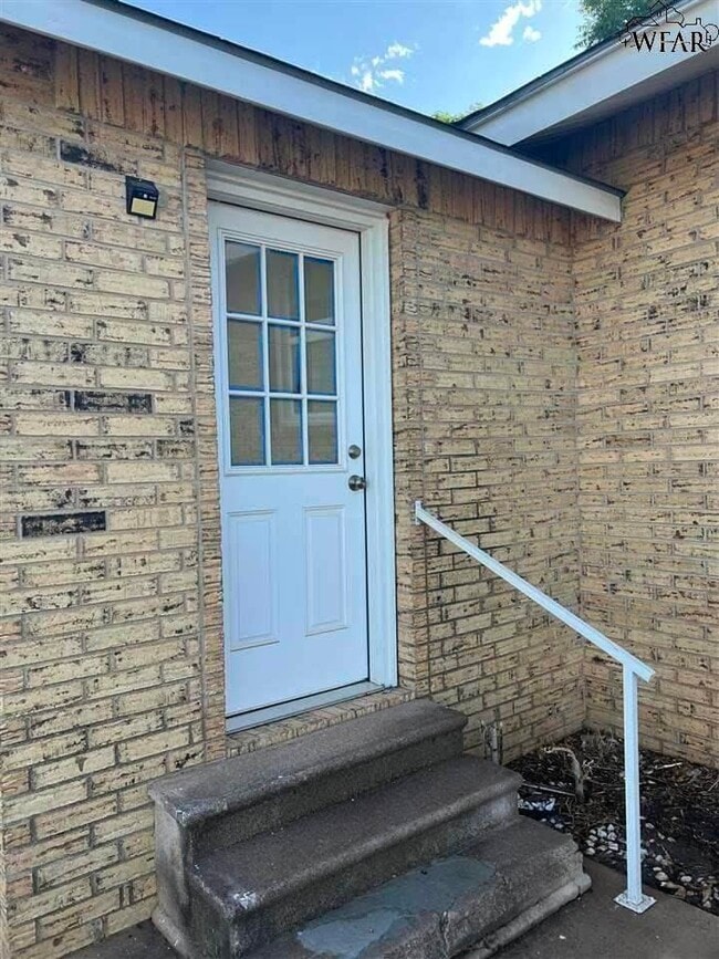 property at 1417 Pecanway Dr