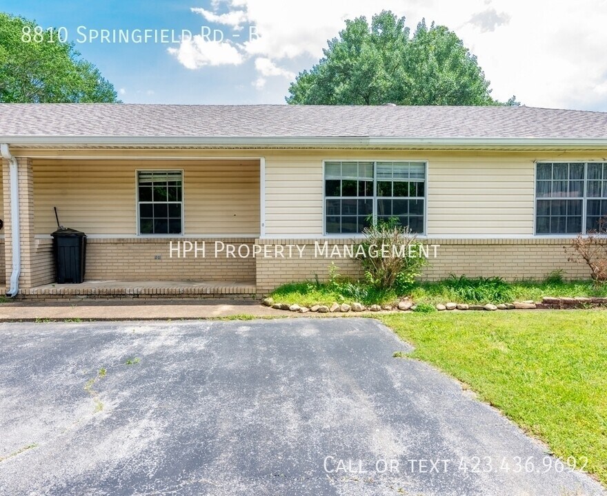 8810 Springfield Rd in Soddy Daisy, TN - Building Photo