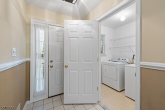 45 Maple Ln in Mount Arlington, NJ - Building Photo - Building Photo