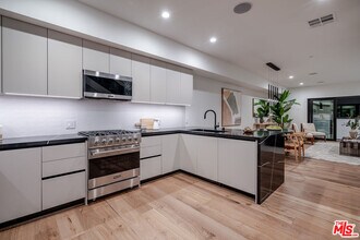 5629 Murray Ln in Los Angeles, CA - Building Photo - Building Photo