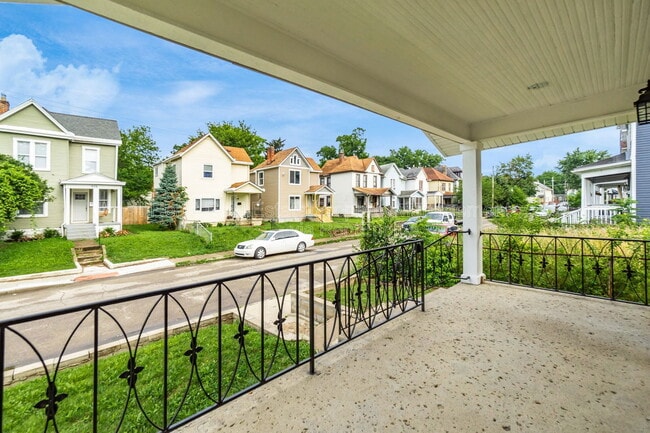 914 Ellsworth Ave in Columbus, OH - Building Photo - Building Photo