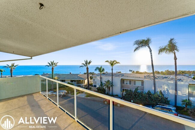 21703 Ocean Vista Dr in Laguna Beach, CA - Building Photo - Building Photo