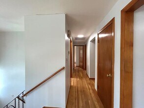 122 Running Brook Rd in Boston, MA - Building Photo - Building Photo