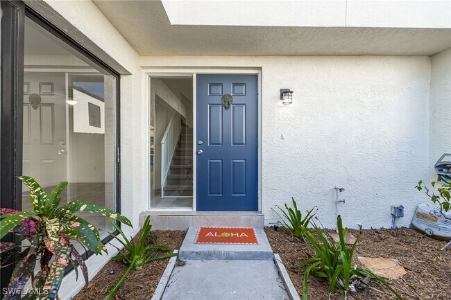 property at 11674 Pointe Cir