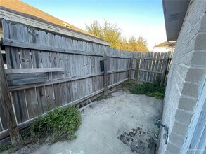 9 Nassau St in Edinburg, TX - Building Photo - Building Photo