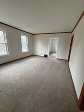 316 Highland Ave in East Syracuse, NY - Building Photo - Building Photo