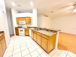 4722 Roundview Ct in Land O Lakes, FL - Building Photo - Building Photo