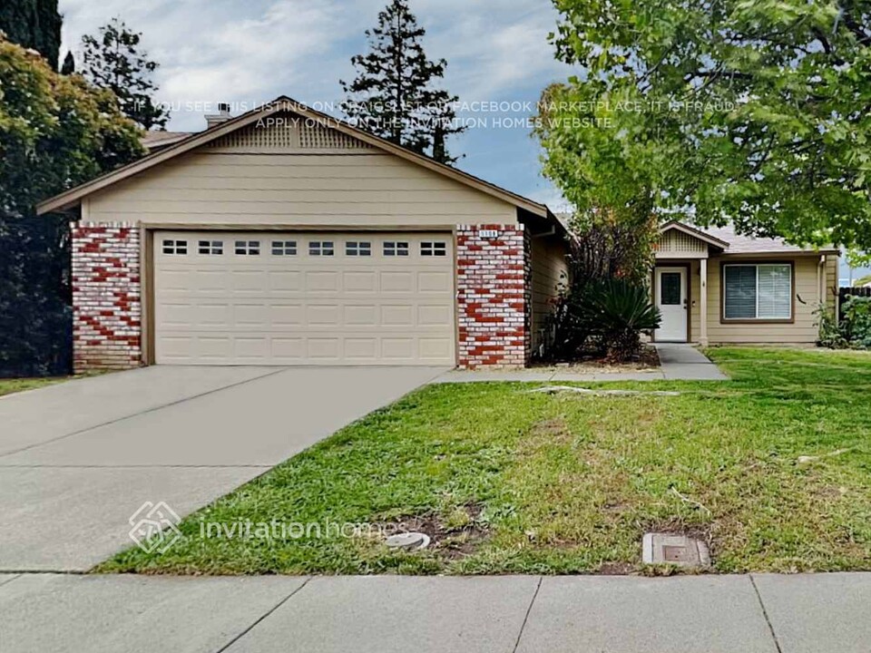 1108 Cinnabar Way in Vacaville, CA - Building Photo