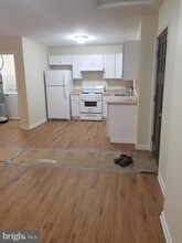 5791 Main St in Mount Jackson, VA - Foto de edificio - Building Photo