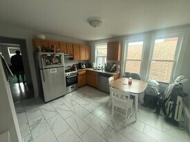 34 Middle St, Unit 12 in Boston, MA - Building Photo