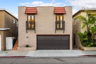 315 Manhattan Ave in Hermosa Beach, CA - Building Photo - Building Photo