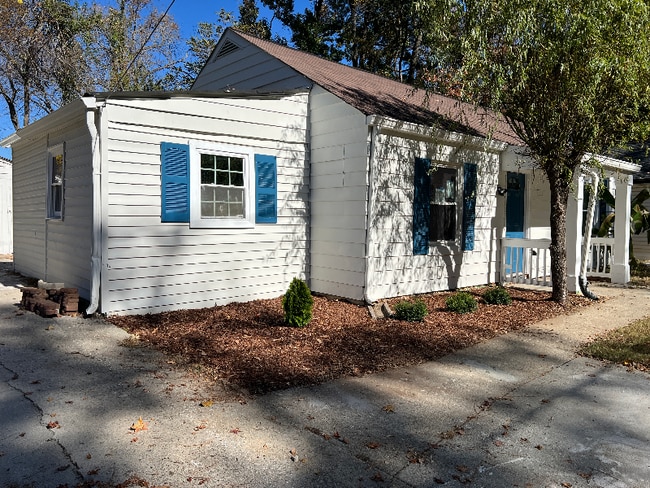 2160 Dowdell Dr in Chamblee, GA - Foto de edificio - Building Photo