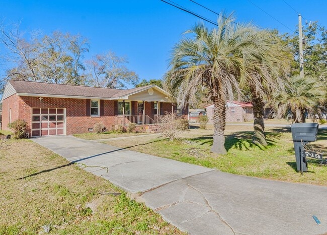 749 Cartwright Dr in Charleston, SC - Building Photo - Building Photo