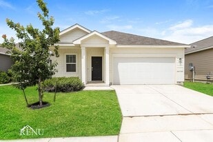 5102 Dawn Break in Saint Hedwig, TX - Building Photo