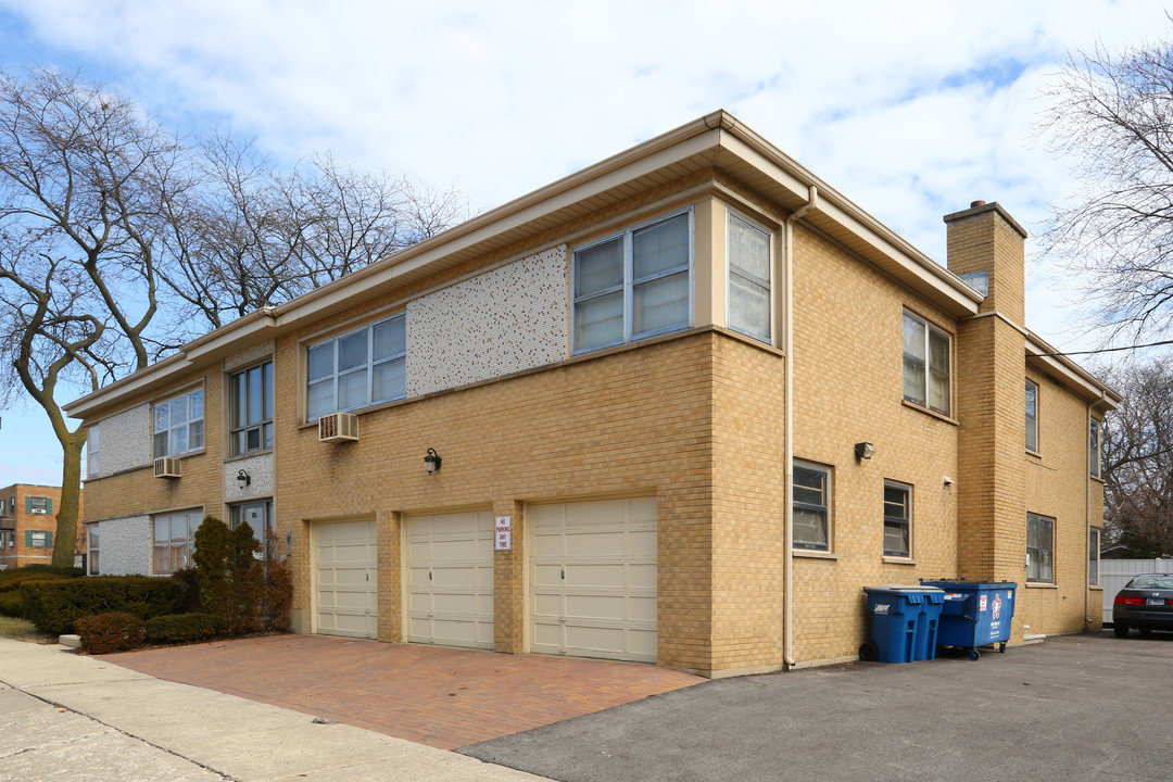 365 S West Ave in Elmhurst, IL - Foto de edificio