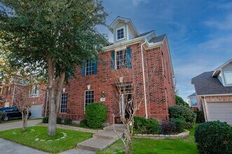 8335 Richmond Ct in Irving, TX - Building Photo - Building Photo