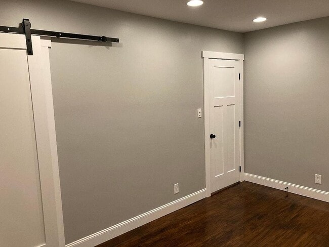 property at 3865 Glade Run Rd
