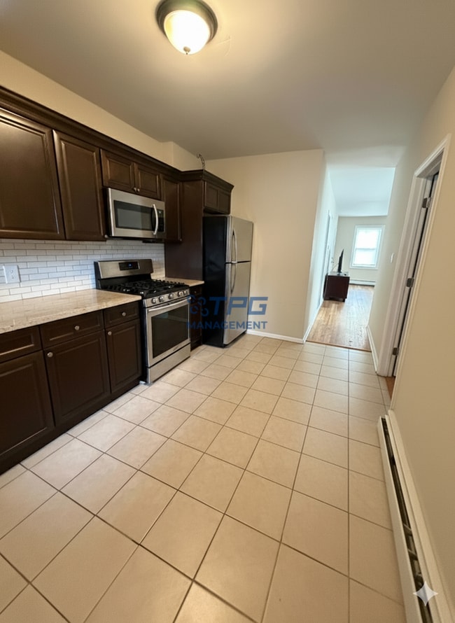 112-114 Walter St in Linden, NJ - Building Photo - Building Photo