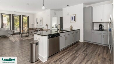 1900 Olevia St in Jacksonville, FL - Building Photo - Building Photo