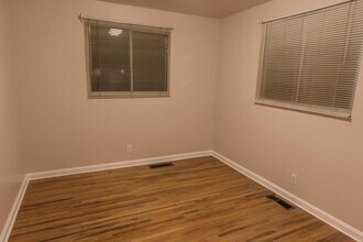 5886 S Utahna Dr in Salt Lake City, UT - Building Photo - Building Photo