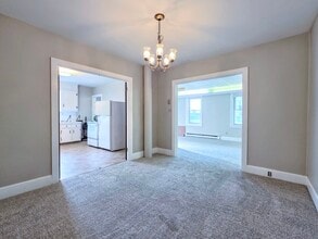1042 Martindale Rd, Unit 1042 in Ephrata, PA - Foto de edificio - Building Photo