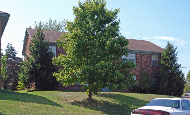 2953 Winter Garden Dr in Lexington, KY - Building Photo - Building Photo