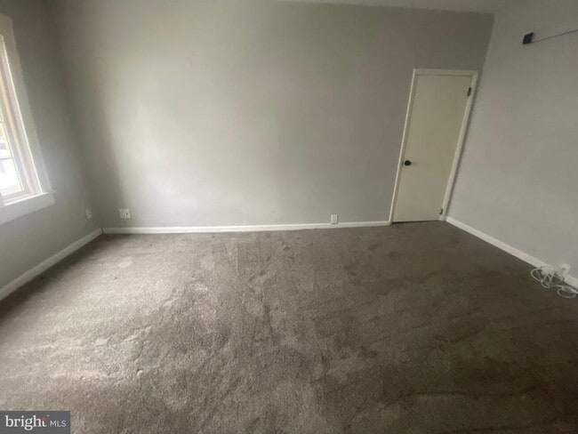 109 N Thomas Ave in Kingston, PA - Building Photo - Building Photo