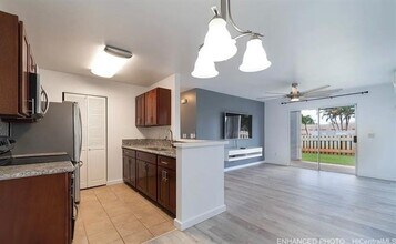 94-211-211 Lumiaina Pl in Waipahu, HI - Building Photo - Building Photo