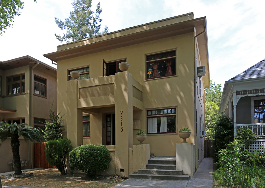 2315 O St in Sacramento, CA - Building Photo