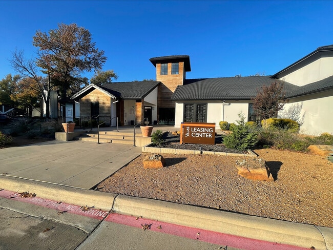 Villas at Chase Oaks