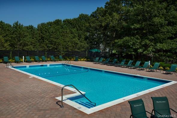 property at 122 Starlight Walk