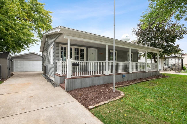 property at 8818 Fairway Dr