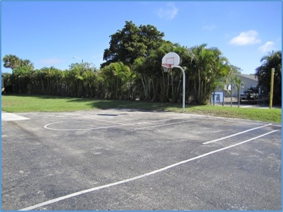 The Summertime Apartments in Lake Worth, FL - Building Photo - Building Photo