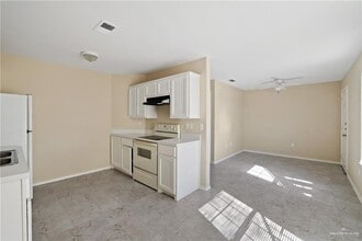 12 Gastel Cir in Edinburg, TX - Building Photo - Building Photo