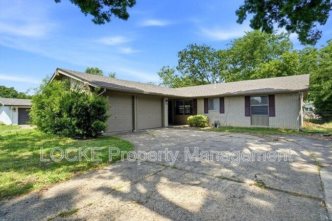 property at 924 Wisteria Way