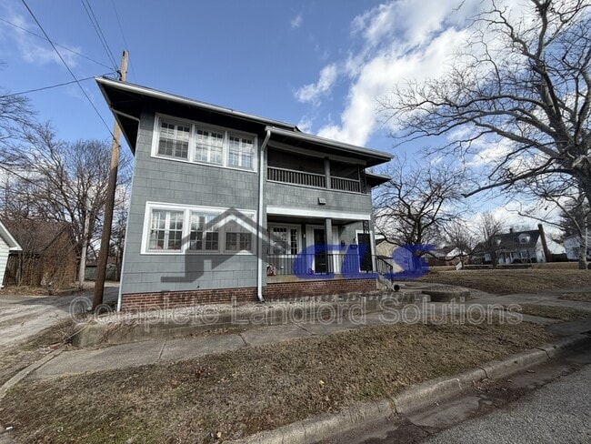 property at 2266-2262 Warren St