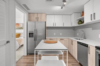 OLD TOWN SQUARE in Pompano Beach, FL - Building Photo - Interior Photo