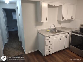 228 Ralph Ct NW in Canton, OH - Building Photo - Building Photo