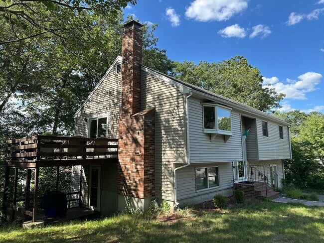 property at 15 Curlew St