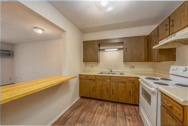 North Niles Villas in Niles, MI - Building Photo - Interior Photo