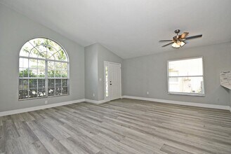 1118 Sugarberry Trail in Oviedo, FL - Building Photo - Building Photo