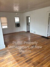 404 Harvard Dr SE in Albuquerque, NM - Building Photo - Building Photo