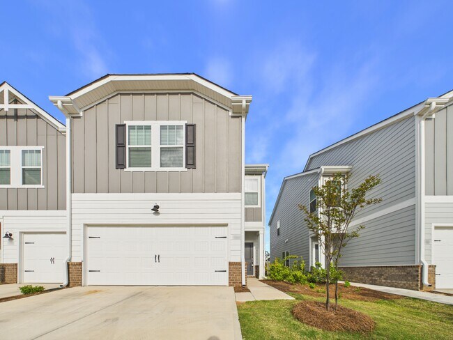 1768 Braemar Vlg Dr in Monroe, NC - Building Photo - Building Photo