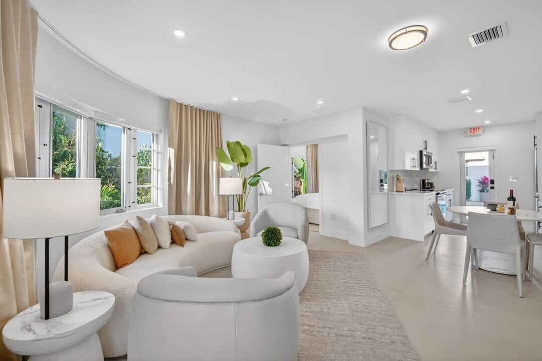 8111 Harding Ave, Unit SI ID1497743P in Miami Beach, FL - Building Photo